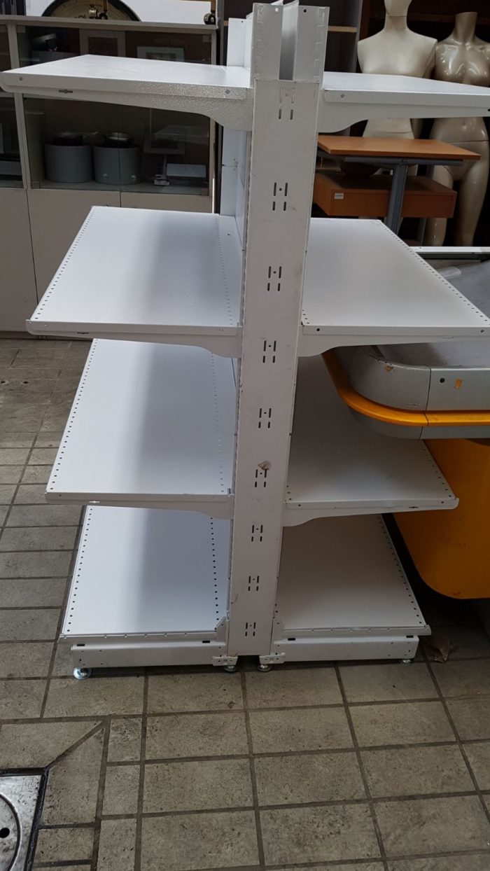 scaffali per negozi