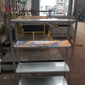 scaffali leggeri ad incastro usati