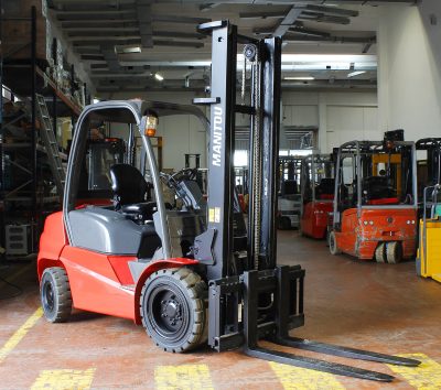 Carrello Elevatore Frontale MI30D - immagine 2