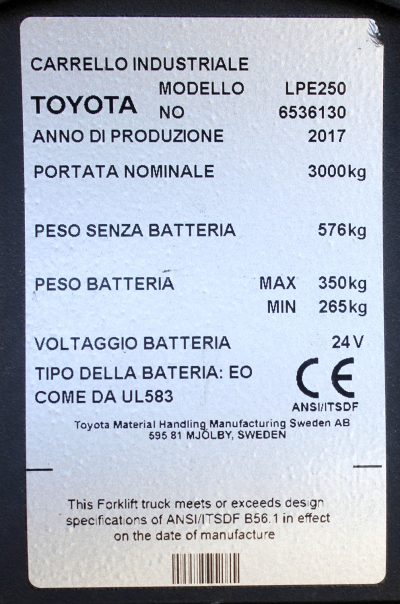 Transpallet Elettrico con pedana - targa