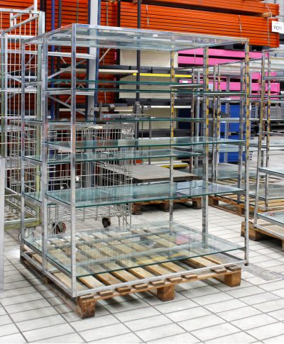 Scaffalatura con ripiani in vetro - immagine 2